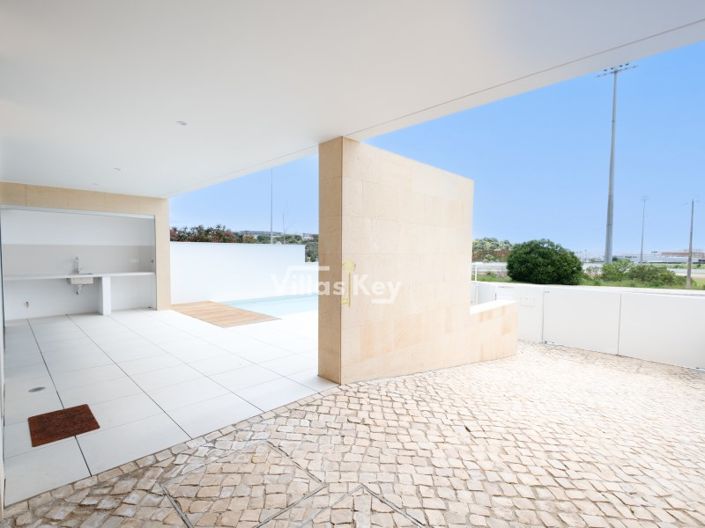 Image No.40-3 Bed House for sale