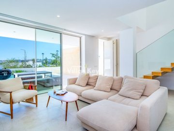 ida36fc001-0000-0500-0000-0000187be242