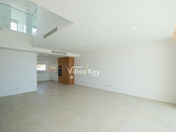 idb76fc001-0000-0500-0000-0000187bf2e4