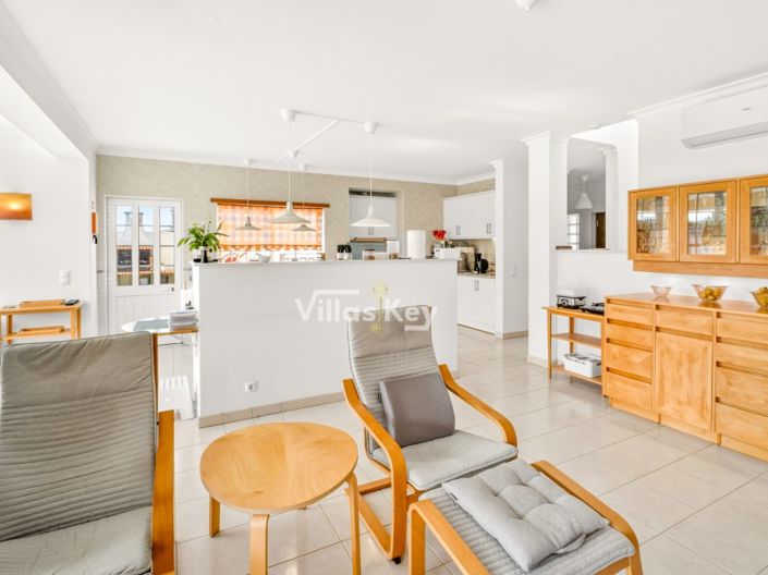 Image No.9-Maison de 4 chambres à vendre à Lagos