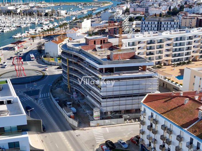 Image No.19-4 Bed Apartment for sale