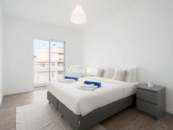 Image No.11-3 Bed Apartment for sale