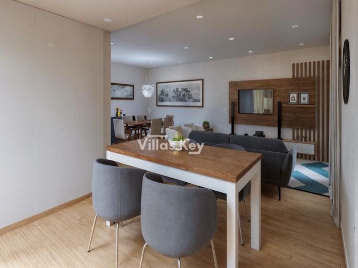 Image No.19-3 Bed Apartment for sale