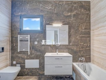 id16f9bf01-0000-0500-0000-0000187395b2