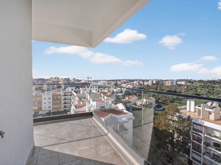 Image No.16-4 Bed Apartment for sale