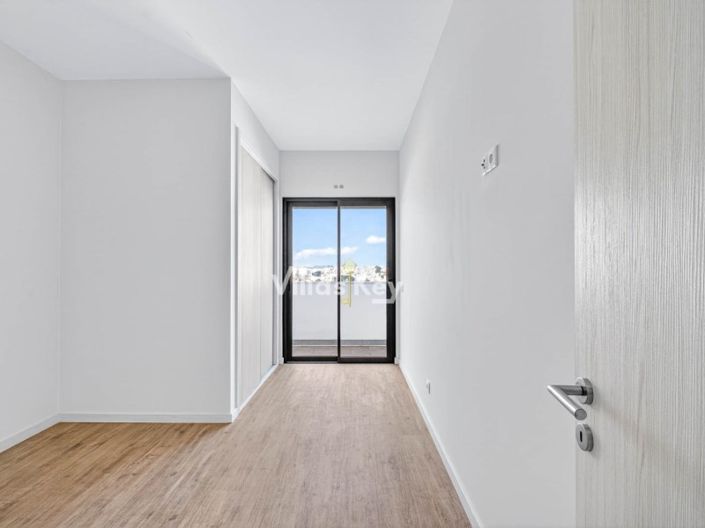 Image No.8-4 Bed Apartment for sale