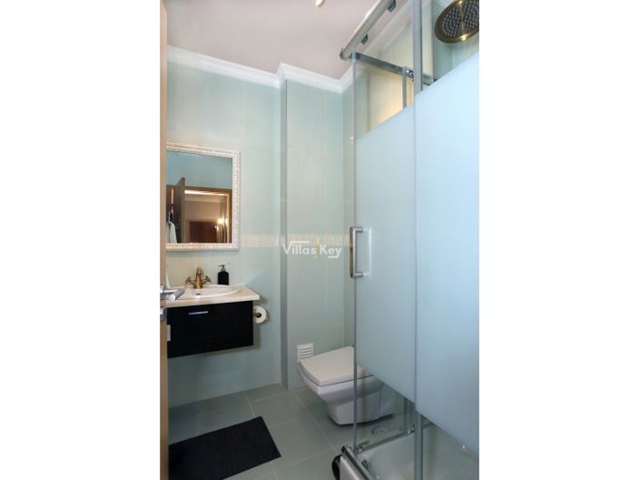 Image No.10-Appartement de 2 chambres à vendre à Lagos