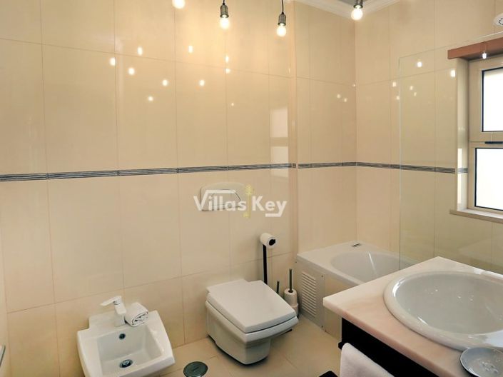 Image No.12-Appartement de 2 chambres à vendre à Lagos