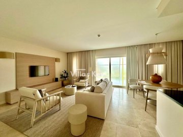 id374ec201-0000-0500-0000-000018932226