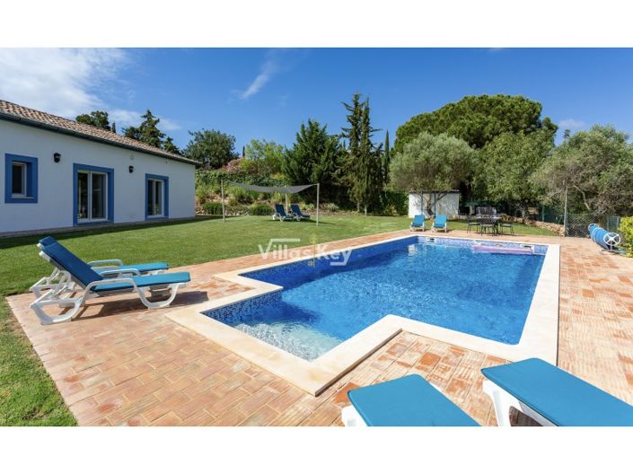 Image No.7-19 Bed Farmhouse for sale