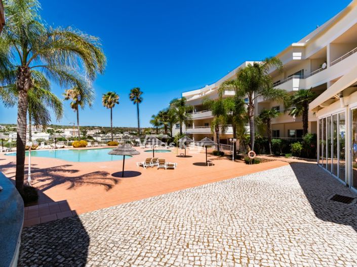 Image No.37-2 Bed Apartment for sale