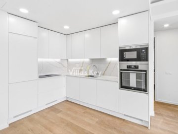 id8053c001-0000-0500-0000-000018ae15cf