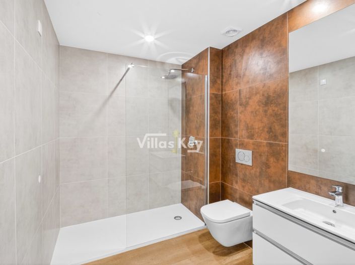 Image No.9-2 Bed Apartment for sale