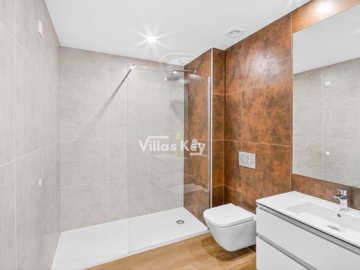 id8053c001-0000-0500-0000-000018ae15d1