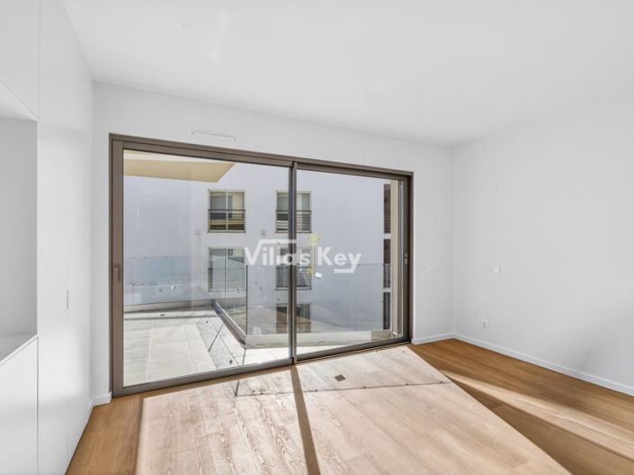 Image No.9-2 Bed Apartment for sale