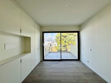 id3152c001-0000-0500-0000-00001870919e