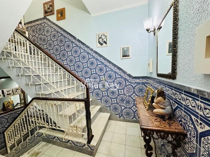 Image No.12-3 Bed House for sale