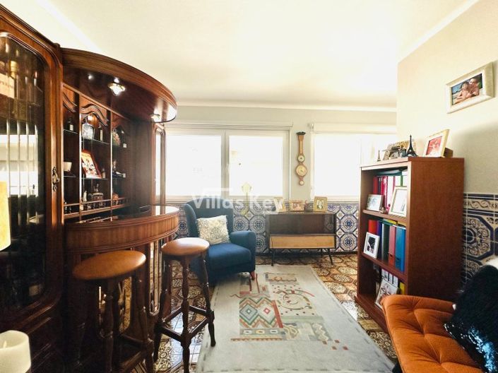 Image No.15-3 Bed House for sale