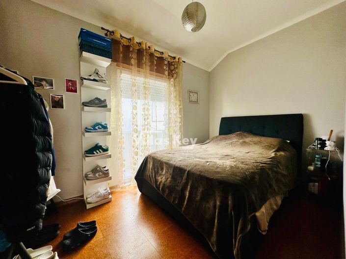 Image No.26-3 Bed House for sale