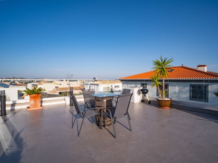 Image No.46-4 Bed House for sale