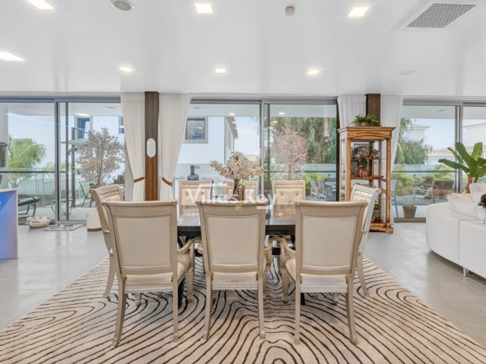 Image No.7-4 Bed House for sale