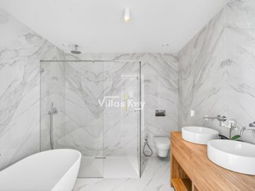 id7dc3c101-0000-0500-0000-0000189e5290