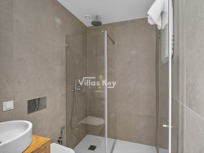 Image No.15-3 Bed Penthouse for sale