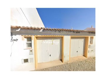 id1c1cc501-0000-0500-0000-000018cff594