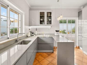 id4053c501-0000-0500-0000-000018d99946