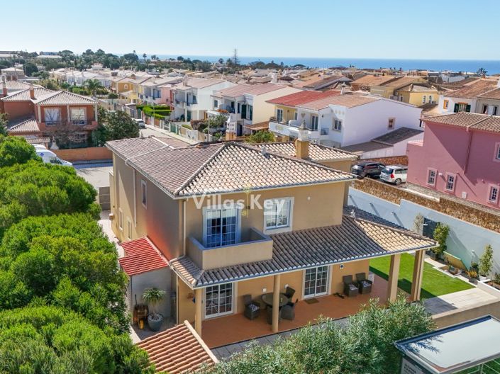 Image No.39-4 Bed House for sale