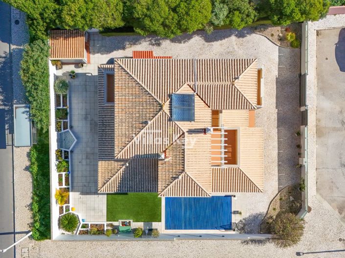 Image No.42-4 Bed House for sale