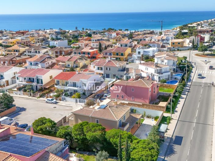 Image No.45-4 Bed House for sale