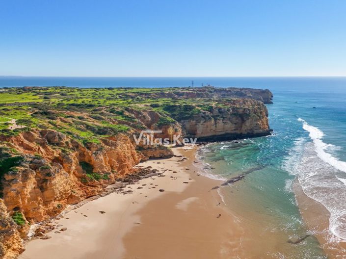 Image No.46-4 Bed House for sale