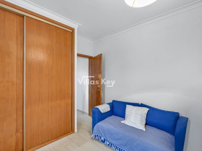 Image No.12-3 Bed House for sale