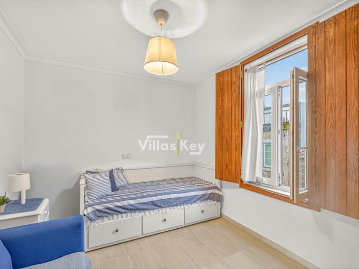 Image No.3-3 Bed House for sale