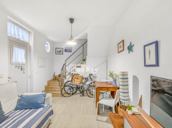 Image No.7-3 Bed House for sale