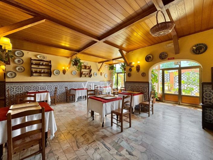 Image No.21-33 Bed Hotel for sale