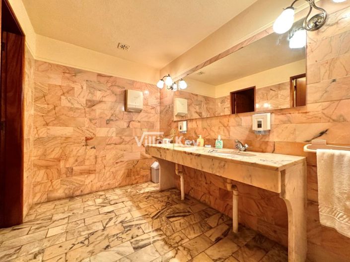 Image No.24-33 Bed Hotel for sale