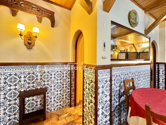 Image No.25-33 Bed Hotel for sale