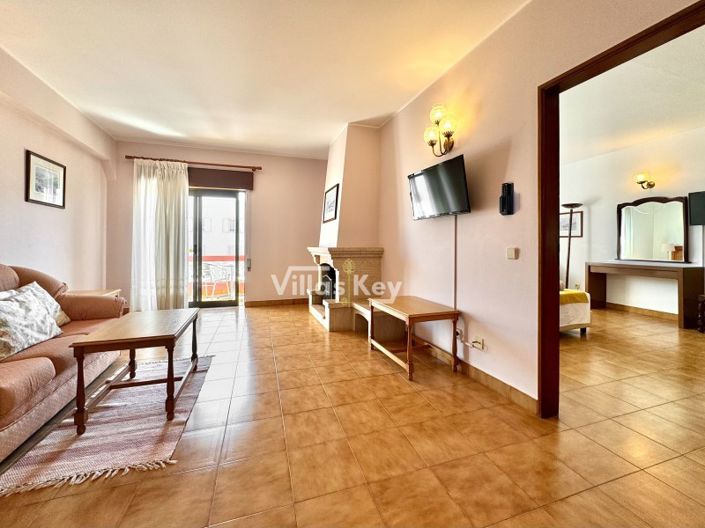 Image No.38-33 Bed Hotel for sale