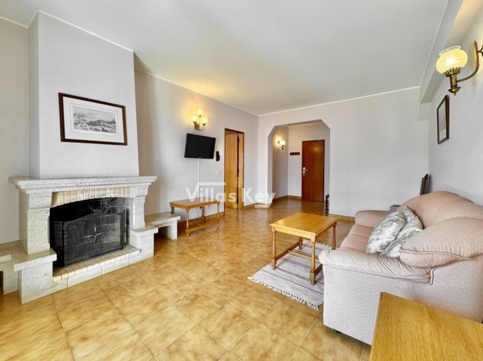 Image No.39-33 Bed Hotel for sale