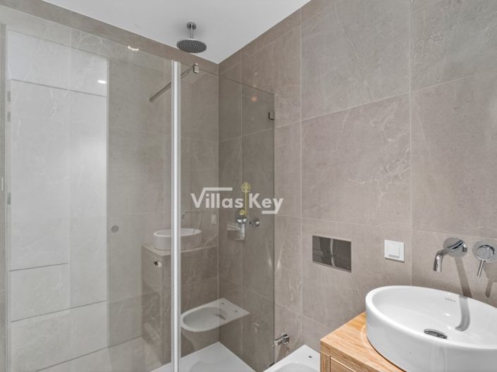 Image No.18-3 Bed Penthouse for sale