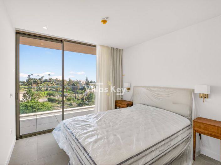 Image No.20-3 Bed Penthouse for sale