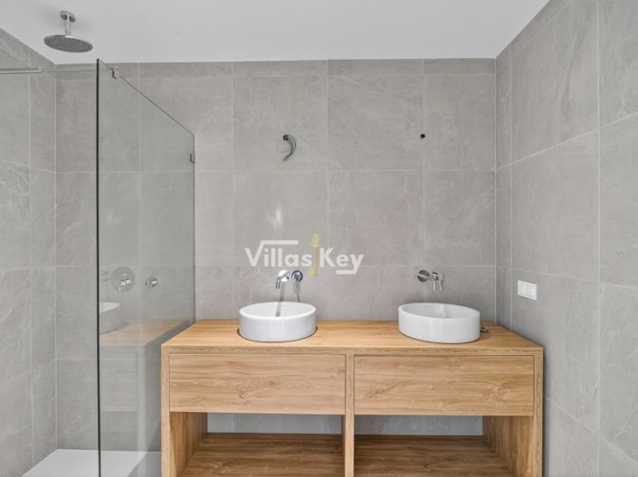 Image No.21-3 Bed Penthouse for sale