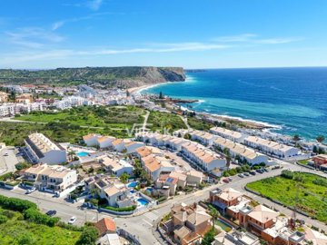 id7c2ac601-0000-0500-0000-000018ea4e03