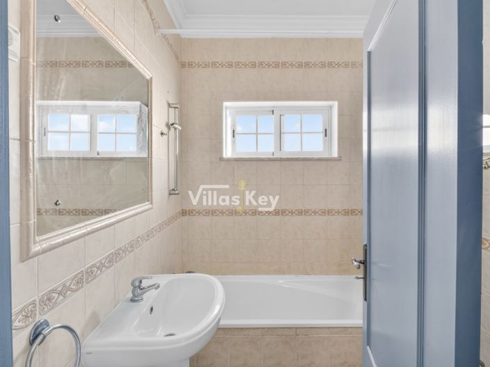 Image No.13-Maison de 3 chambres à vendre à Lagos