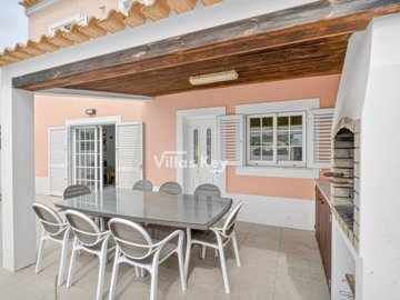 id9aa7c601-0000-0500-0000-000018f6cbf4