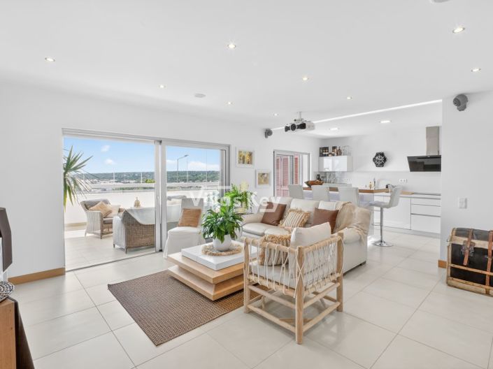 Image No.3-2 Bed Apartment for sale