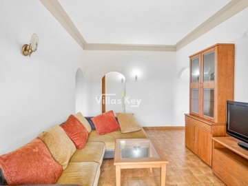 idabadc601-0000-0500-0000-000018fa46ce