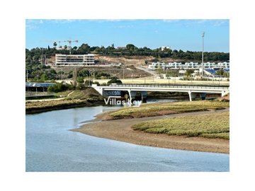 idcf69c601-0000-0500-0000-000018f212a7